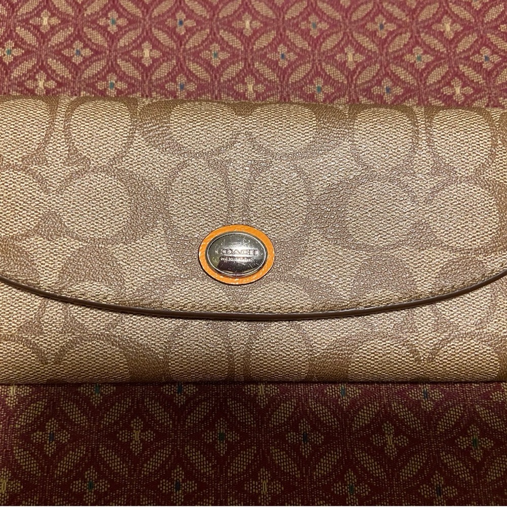 Coach wallet